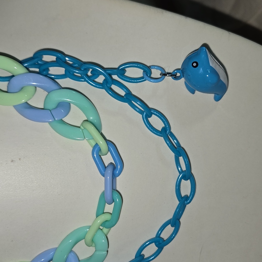 Dol-fun Necklace - Picture 3 of 8